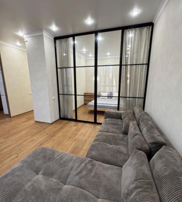 Современный апартамент в центре Алматы, Mega Park - Arbat