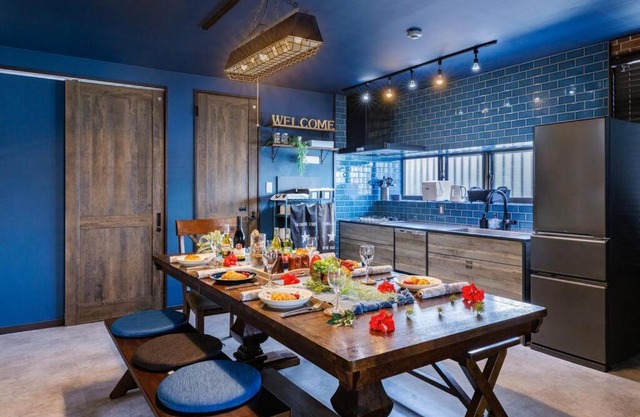 アメリカンヴィレッジまで3分/12名宿泊/BBQ可能/周辺には飲食店多数の北谷エリア 北谷ベース