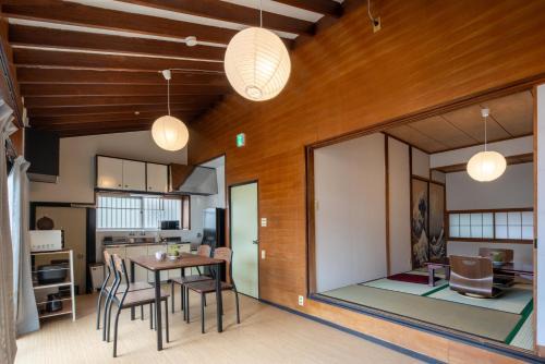 成田空港直通 和風一軒家 75平米 11名まで 駅徒歩11分