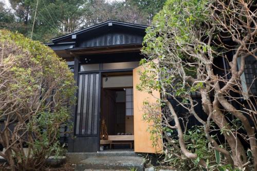 031h 強羅 箱根 天然温泉純日本式 限定レンタルヴィラ1室 四季庭園 無料駐車場あり