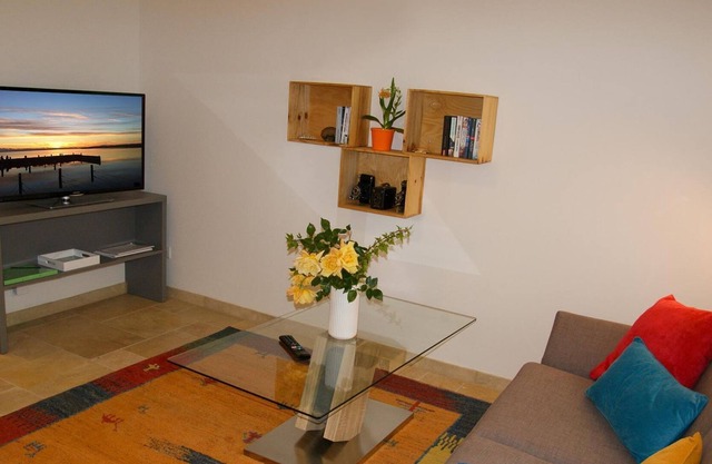 1 App. Tristan, Dusche, WC, 1 Schlafraum - Pannonia Appartements