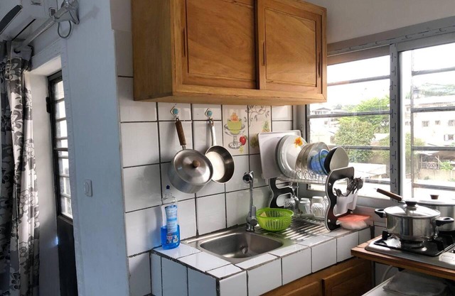1 Bed Studio Sleeps 2 - Canal Views, Balcony, Wifi