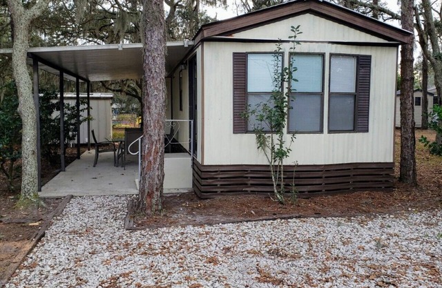 1 Bedroom, 1 Bath Park Model Near Disney