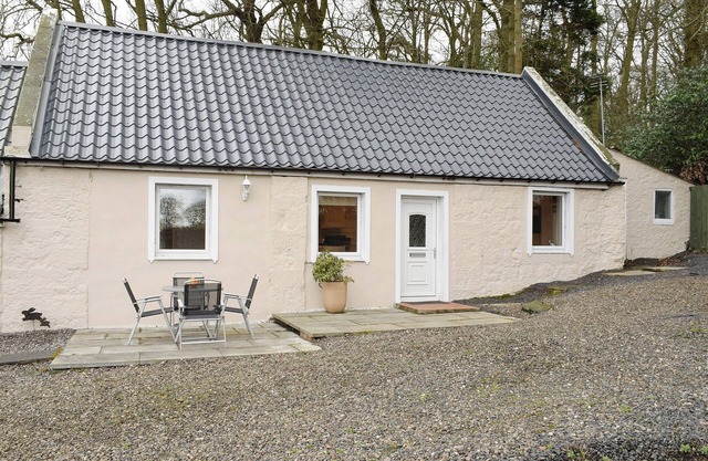 1 bedroom accommodation in Saline, near Dunfermline