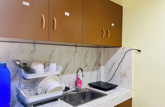 1-bedroom apartment in the heart of Puerto Princesa with WiFi, AC