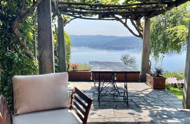 1 Bedroom Private vacation home in Massino Visconti