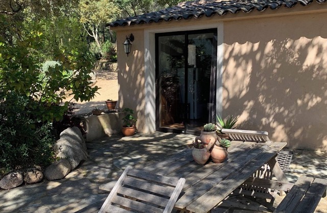 1-bedroom villa 15 minutes from the sandy beaches of Pinarellu and Favone