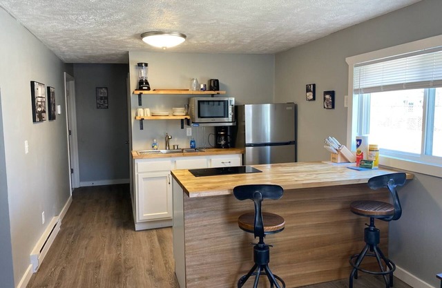 1 bedroom with office or 2nd bedroom