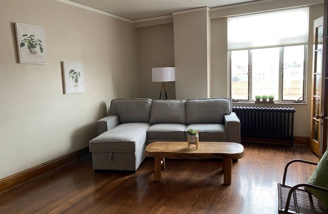 1 BR Sleeps up to 4 guests
