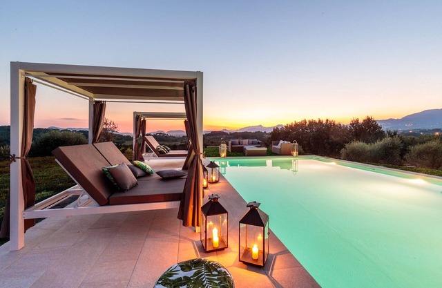 10 Bedrooms Villa in Lucca, SPA, Panoramic Pool