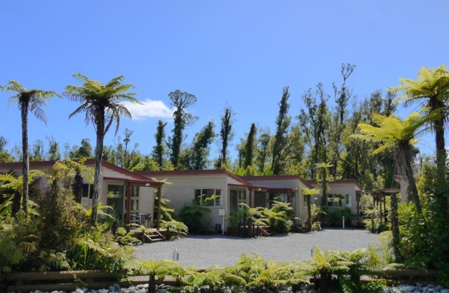 10 Cottages