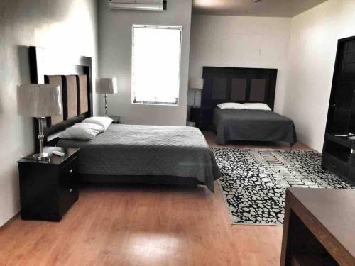 10- Large suite for 4 people