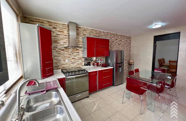 10 minutes to Oaxaca City/private house with 4 bedrooms