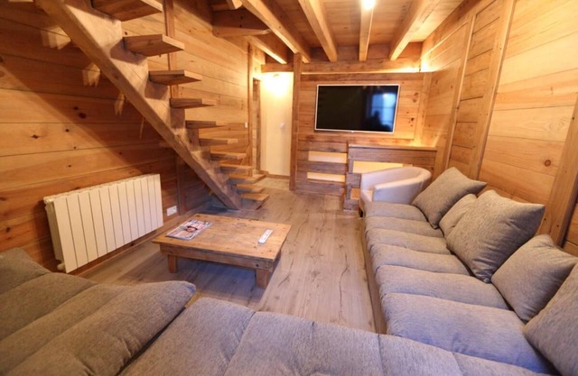 10 persons charming chalet Orelle Val Thorens 3 valleys