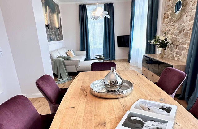 100 m² luxury apartment suite/Villa Gloria Badenweiler/2 separate bedrooms
