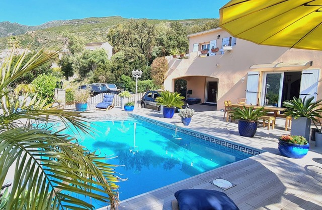 100 m2 villa at the beginning of Cap Corse with private pool