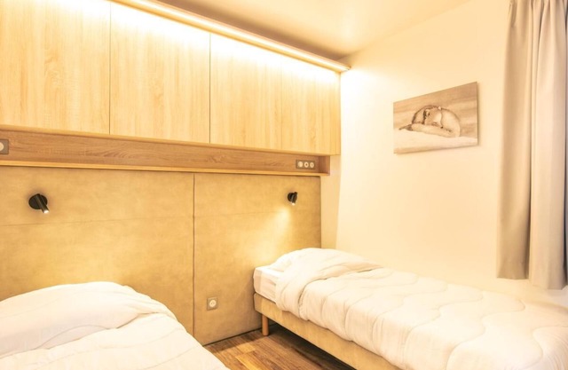 100m from resort center, terrace, balcony, parking, tv, ski locker, 32m², Valmorel