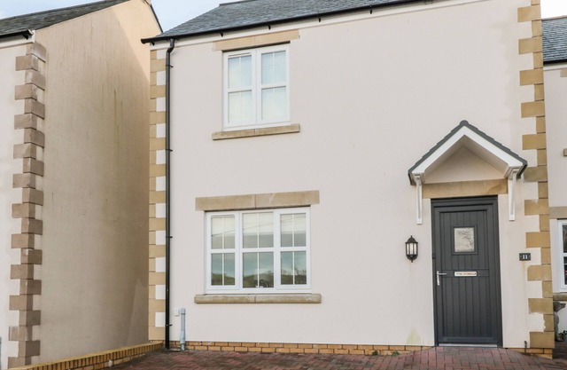 11 THE FORGE, family friendly, with a garden in Brampton, Cumbria