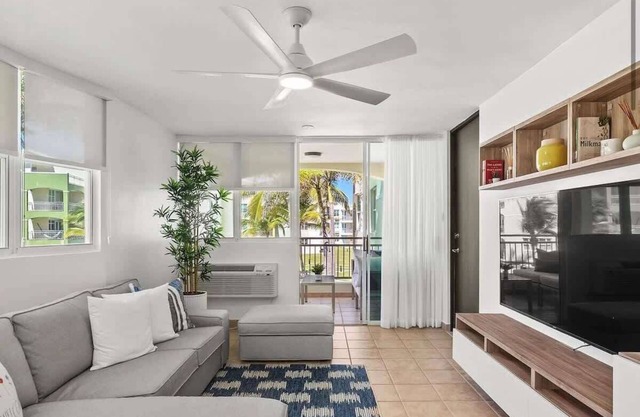 #15 Chic 3BR, 2BA Apartment at Jobos Beach