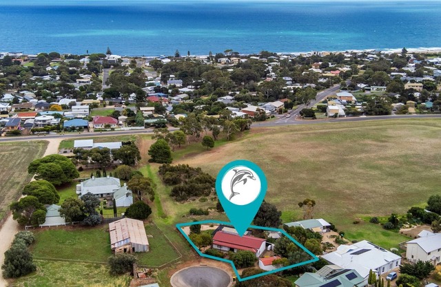 15 Dorset Court, Carrickalinga