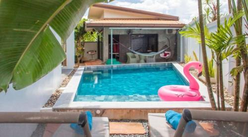 150 m from a paradise beach 3 bedrooms pool