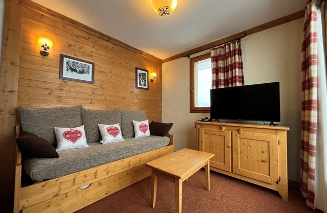 150m from shops, Ground floor, fitness, swimming pool, balcony, tv, ski locker, 38m², Val Cenis
