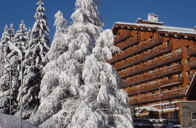 150m from resort center, 9th floor, balcony, ski locker, 40m², Méribel-Mottaret