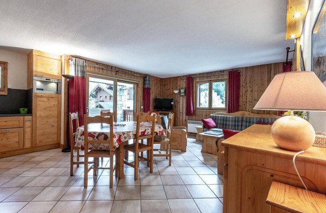 150m from shops, balcony, tv, 62m², Méribel-Mottaret