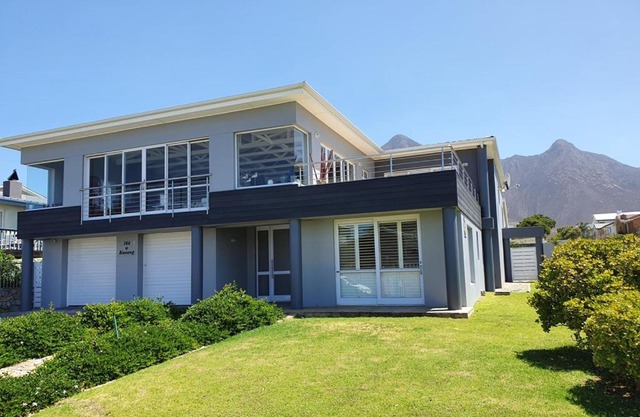 164@Beach Road in Kleinmond