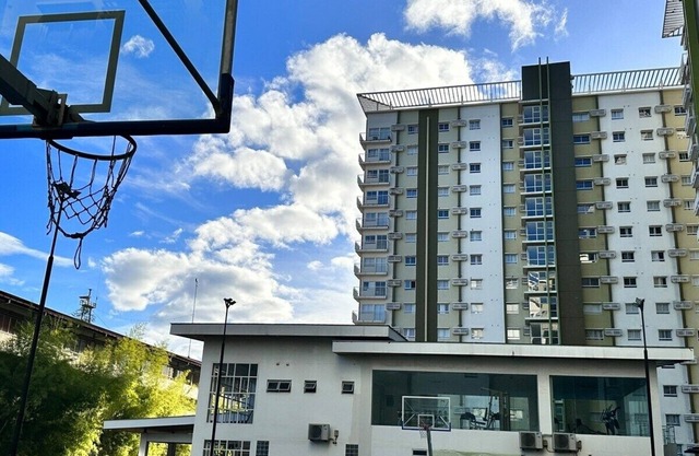 16Q Mesaverte Unit in city near SM