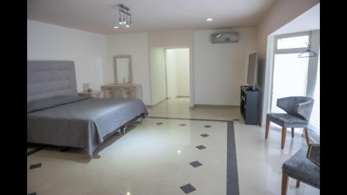 17, Suite for two people