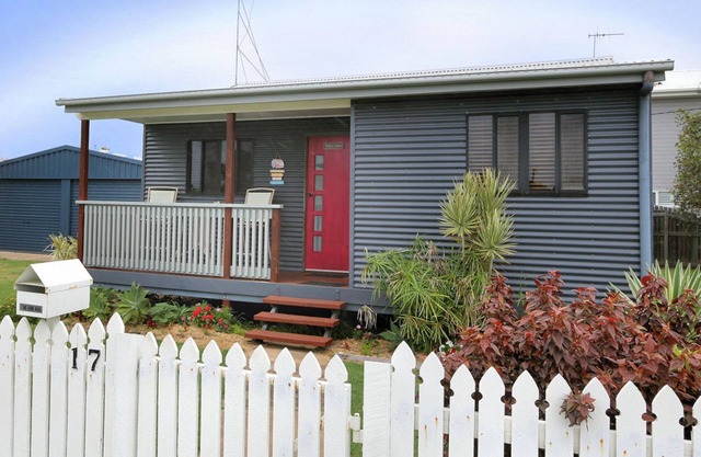 17 Whalley Street Bargara