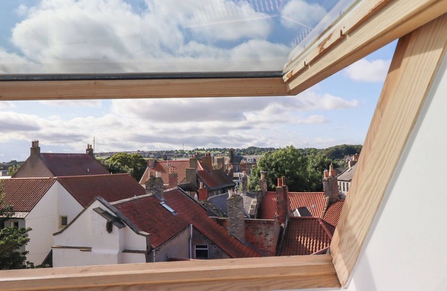 18 THE OLD CORN EXCHANGE, family friendly in Berwick-Upon-Tweed