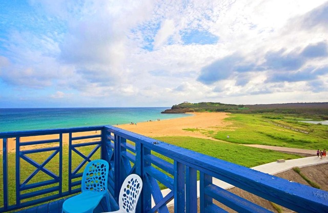 180 Beach Front Villa