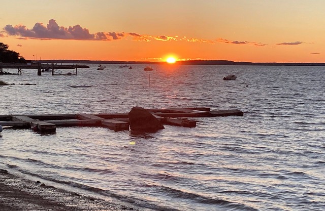 1930s Cape Cod Cottage just a few houses from the beach!