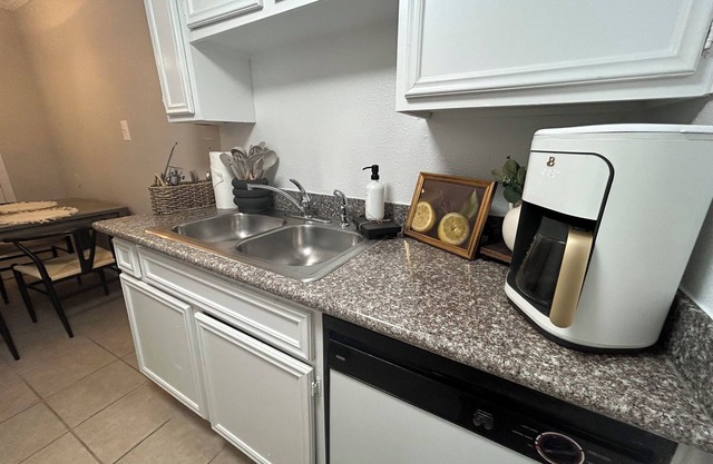 1bedroom apartment comfortable and quiet 😊