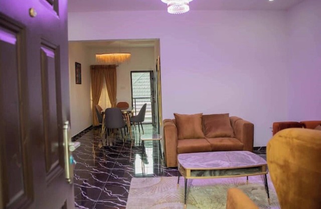 1bedroom with POOL, GYM, Wi-Fi, 24hrs power