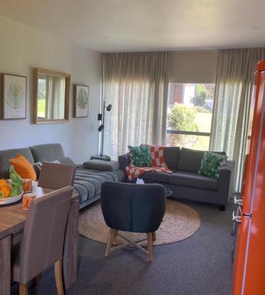 1BR Apartment 43 sleeps 5,Golf,Beach,Hot Springs