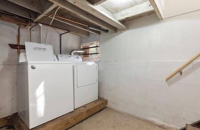 1BR+Office Apt Near NIU & Dekalb Data Center