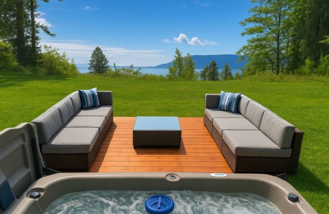 1BR Tiny Home Hideaway w/Lake & Mountain Views