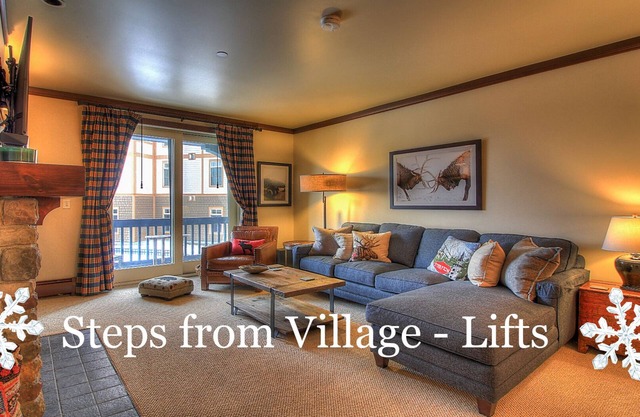 1st Fl Condo 3BR @ Stratton Sleeps 7 Pool Hot Tub