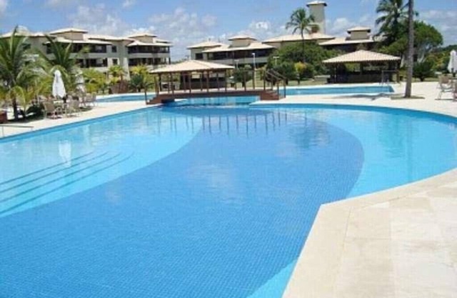 1st floor apartment, 3 suites, furnished, condominium club, 7 people, near the beach