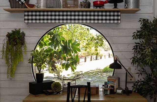 2 bdr Cabin with ensuite /Kitchenette and outdoor deck 🌳 🛖 🏠 🦚 🤠