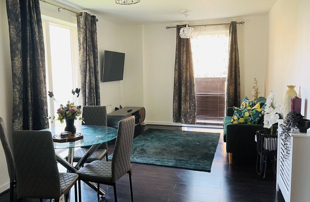 2 Bed Apartment - Home Away