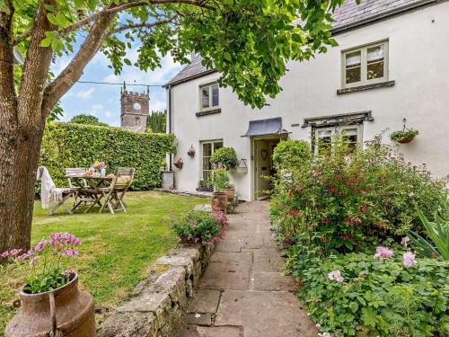 2 Bed in Coleford 56076