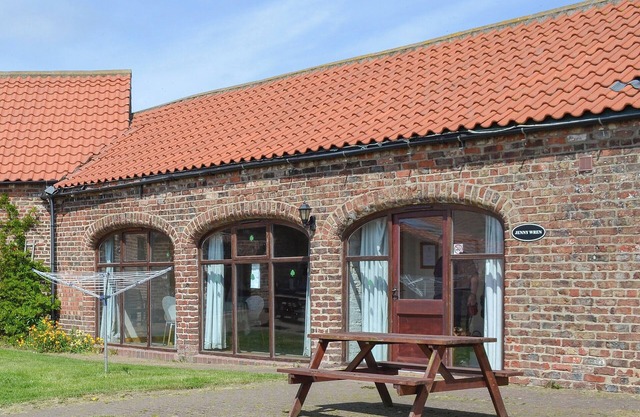 2 bedroom accommodation in Flamborough