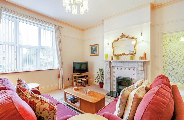 2 bedroom accommodation in Eastbourne