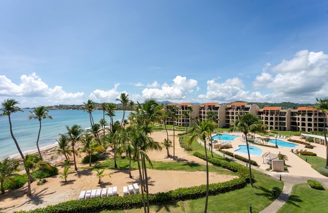 2 Bedroom Beachfront Penthouse (CB250)
