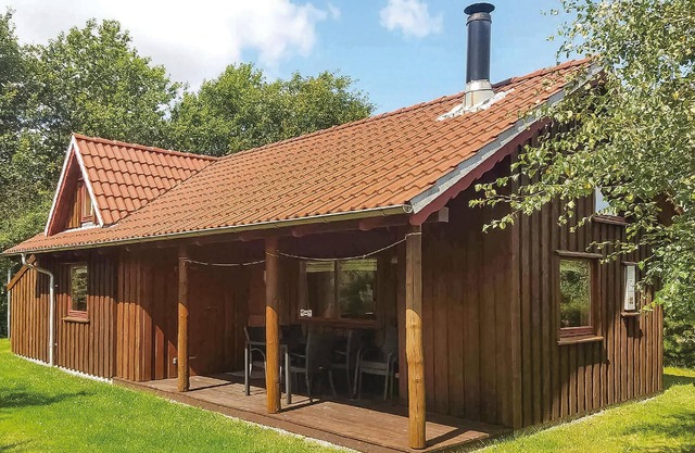 2 bedroom beautiful home in Hovborg