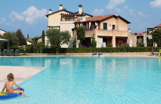 2 bedroom apartment - Amazing family resort with huge pools and sport facilities
